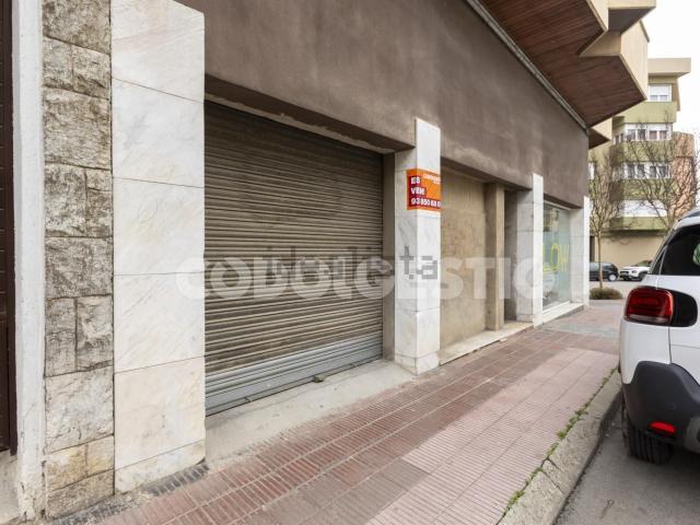 Local Comercial en venta en Dalt Vila, Osona