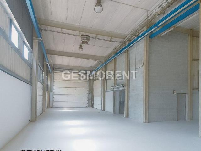 Nave en venta en Osona, Catalunya