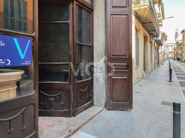 Local Comercial en venta en Dalt Vila, Osona