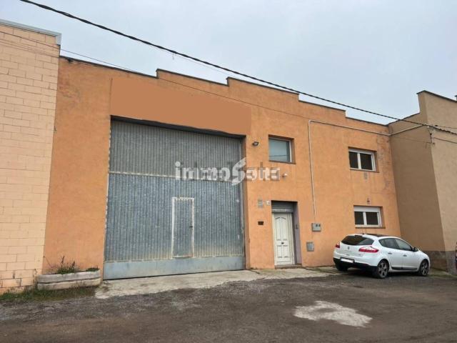 Nave en venta en Osona, Catalunya