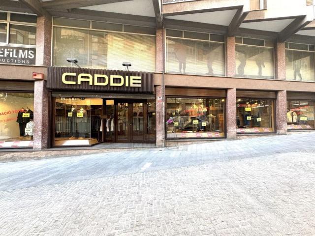 Local Comercial en venta en Centre Històric de Manresa, Bages