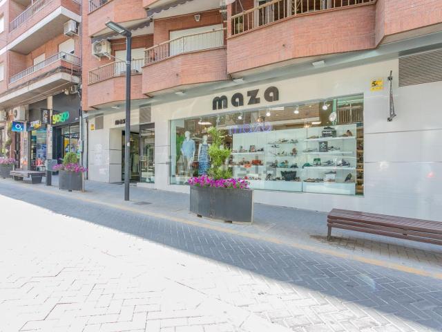 Local Comercial en venta en Maracena