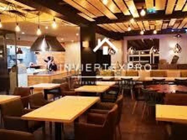 Local Comercial en alquiler en Martorell, Barcelona