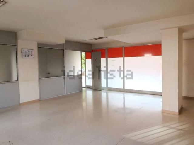 Local Comercial en alquiler en Martorell, Barcelona