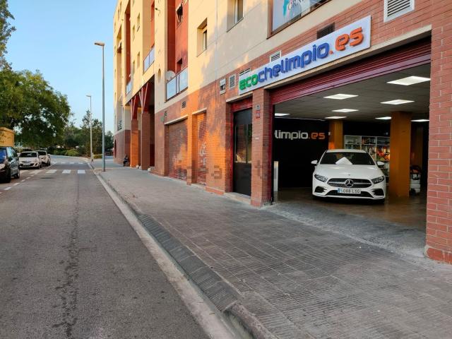 Local Comercial en alquiler en Martorell, Barcelona