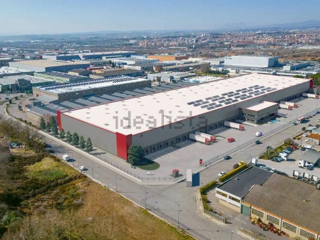 Nave en alquiler en Martorelles, Barcelona