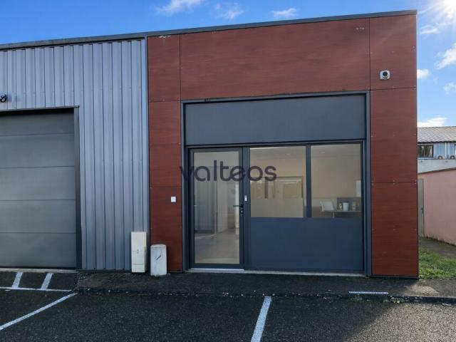 Local Commercial location à Toulouse, Montrabé