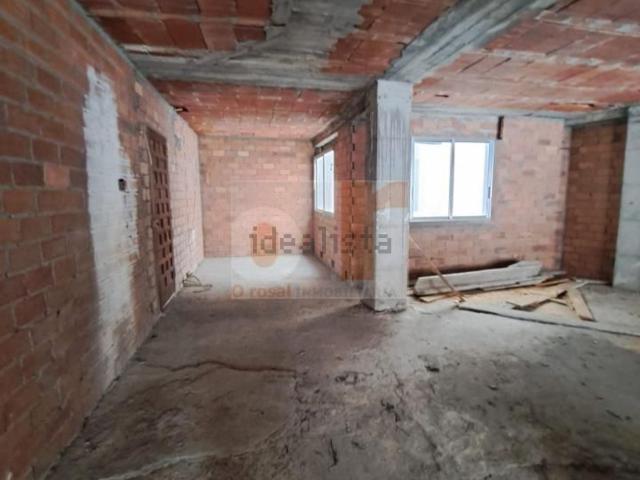 Local Comercial en venta en Tirán, O Morrazo
