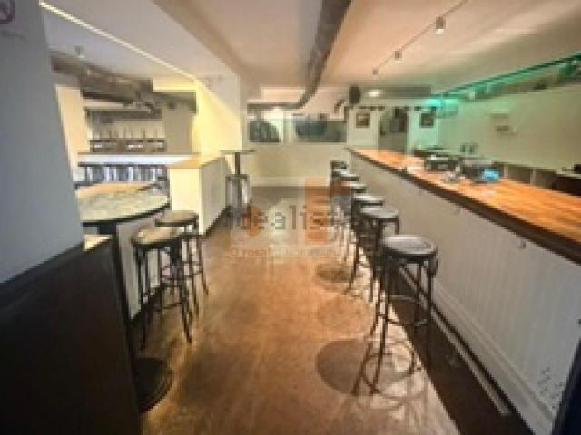 Local Comercial en venta en Tirán, O Morrazo