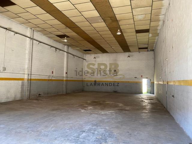 Nave en venta en Montcada I Reixac