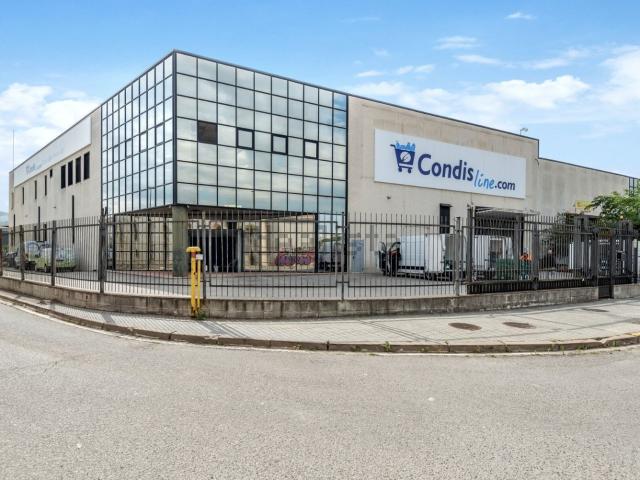 Nave en alquiler en Montcada I Reixac, Barcelona