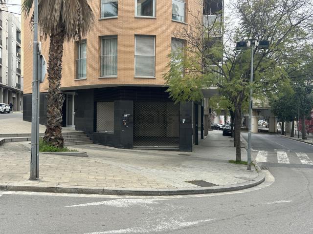 Local Comercial en venta en Montcada Centre, Vallès Occidental