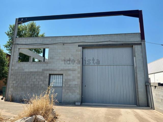 Nave en venta en Montmeló