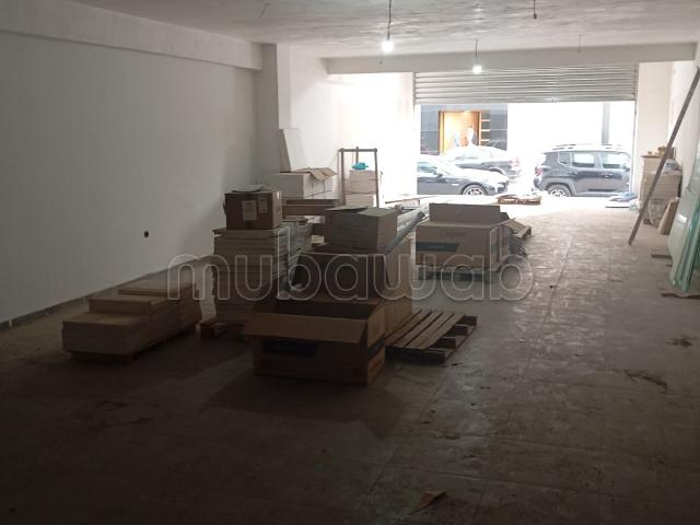 Local commercial location à Anfa, Gharb-Chrarda-Beni Hssen
