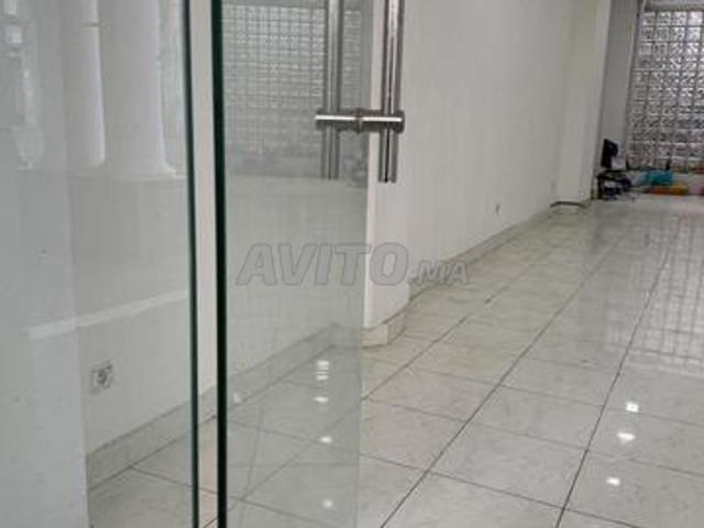 Local commercial vente à Anfa, Gharb-Chrarda-Beni Hssen