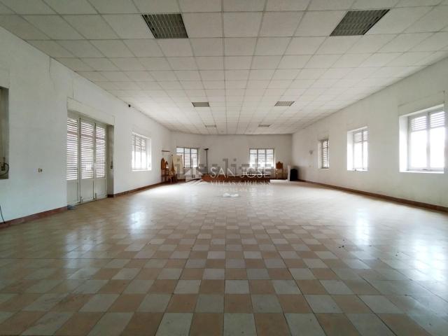 Nave en venta en La Cruz, el Vinalopó Mitjà / El Vinalopó Medio