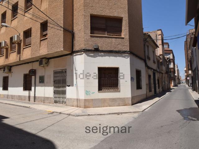 Local Comercial en venta en La Cruz, el Vinalopó Mitjà / El Vinalopó Medio