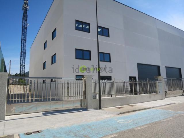 Nave en venta en Atios, O Porriño