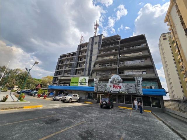 Oficina en venta en Girardot, Aragua