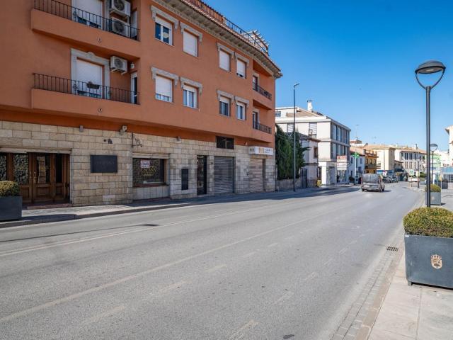Local Comercial en venta en Ogíjares, Granada