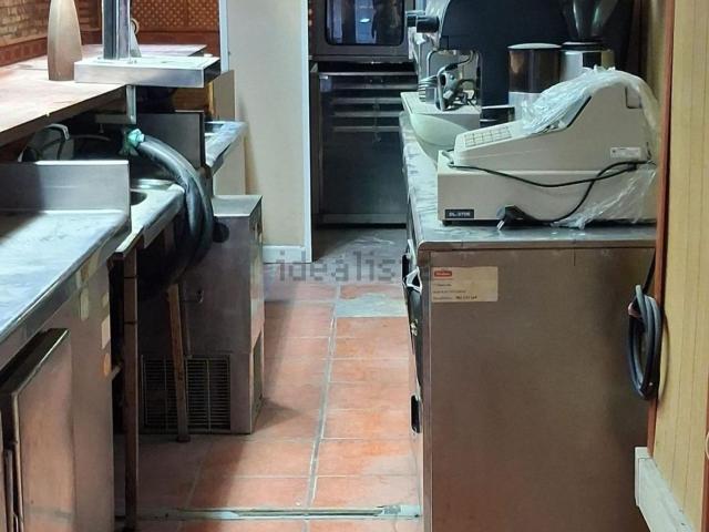 Local Comercial en venta en Olesa De Montserrat, Barcelona