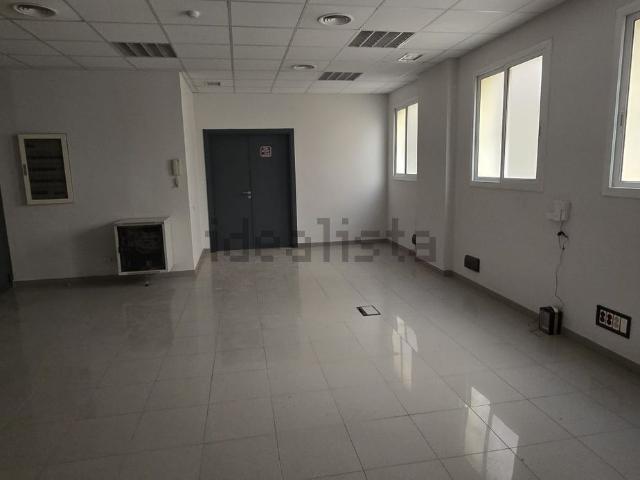 Local Comercial en venta en Olesa De Montserrat, Barcelona