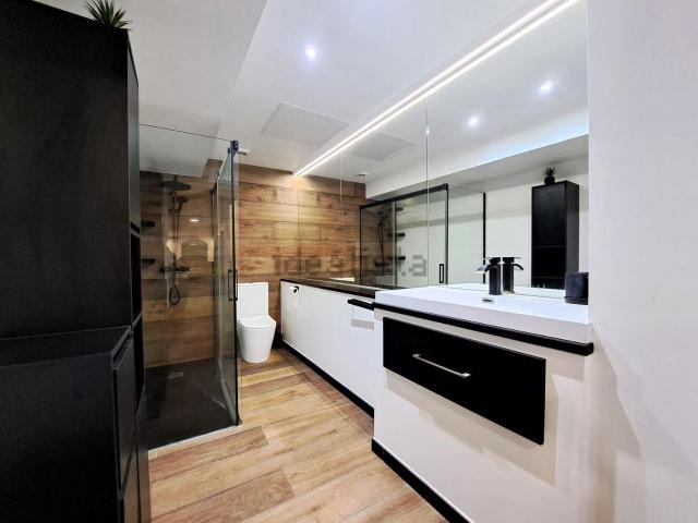 Local Comercial en venta en Olesa De Montserrat, Barcelona