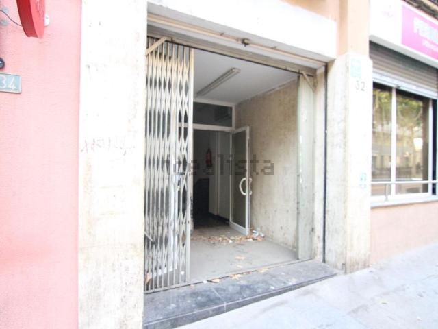 Local Comercial en venta en Olesa De Montserrat, Barcelona