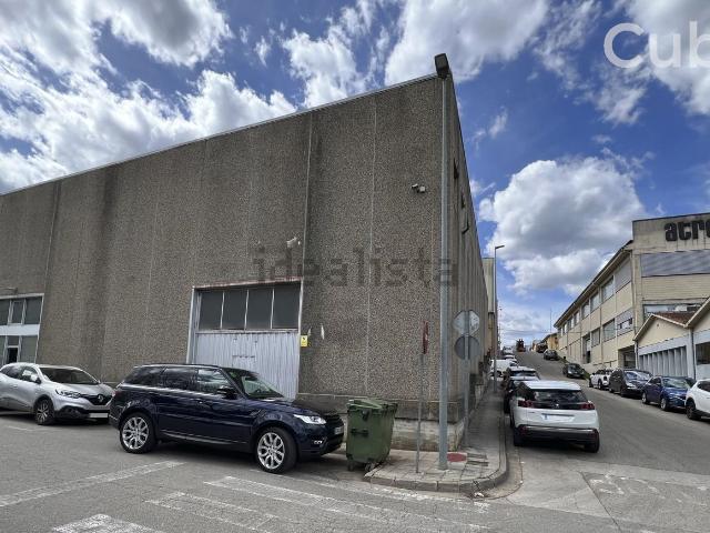 Nave en venta en Olot, Sant Roc