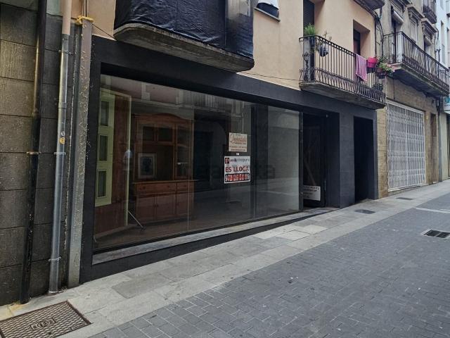 Local Comercial en alquiler en Sant Cristòfol les Fonts, Olot