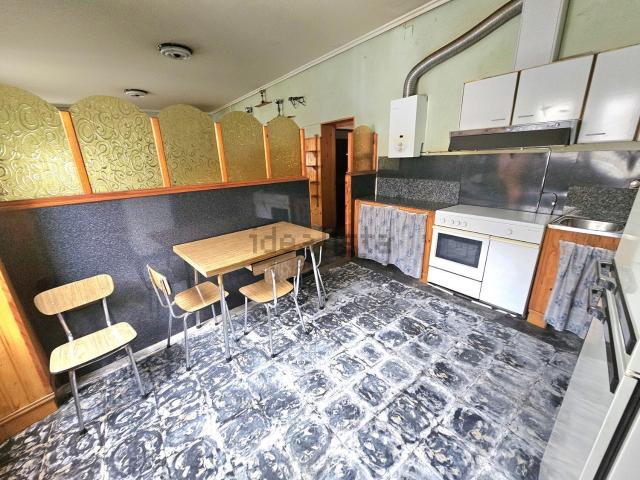 Local Comercial en venta en Cudeiro, Gomesende