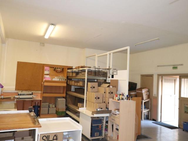 Local Comercial en venta en Ourense, Gomesende