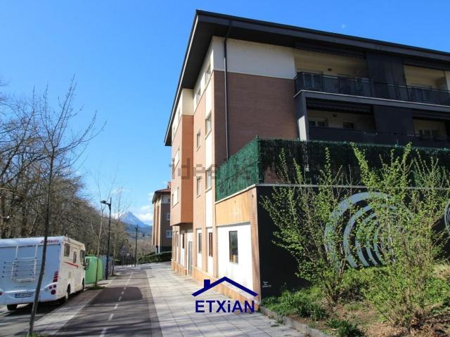 Local Comercial en venta en Oñati, Guipúzcoa