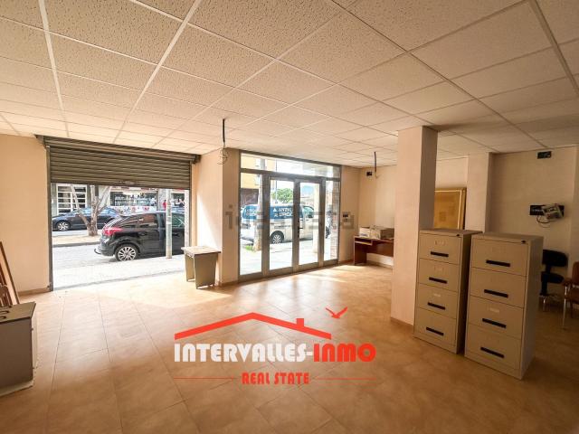 Local Comercial en venta en Palau-solità I Plegamans