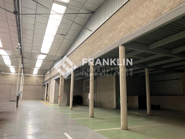 Nave en alquiler en Palau-solità I Plegamans, Barcelona