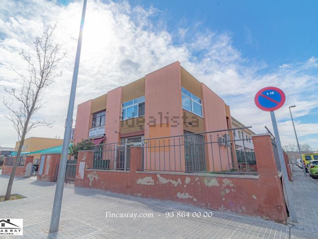 Local Comercial en alquiler en Palau-solità I Plegamans, Barcelona