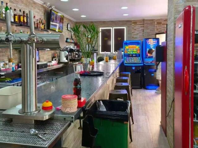 Local Comercial en alquiler en es Molinar, Palma