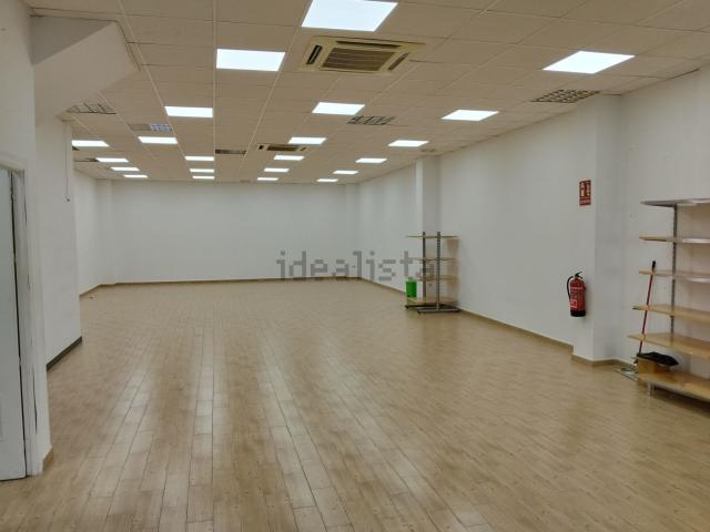 Nave en venta en Sevilla, Distrito Cerro-Amate