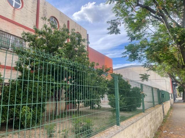Nave en venta en Sevilla, Distrito Cerro-Amate