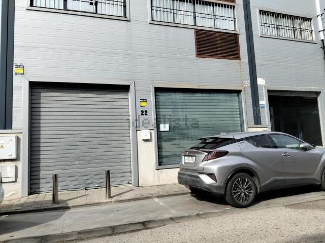 Nave en venta en Sevilla, Distrito Cerro-Amate