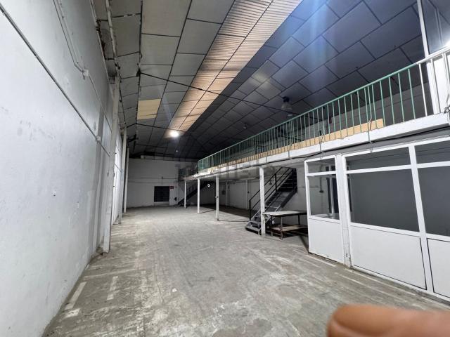 Nave en venta en Palmete, Sevilla