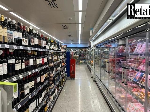 Local Comercial en venta en El Presidente, Costa del Sol Occidental