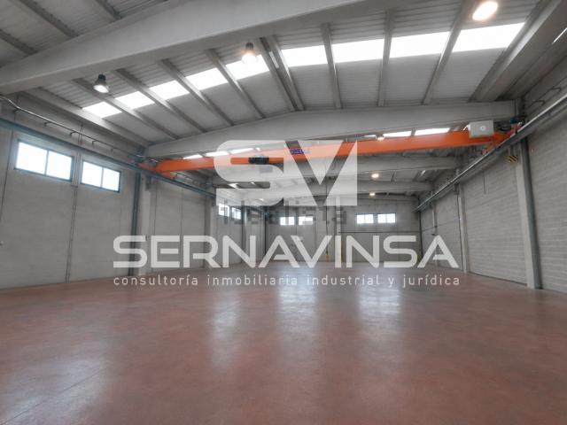 Nave en alquiler en l'Eixample de Parets, Vallès Oriental
