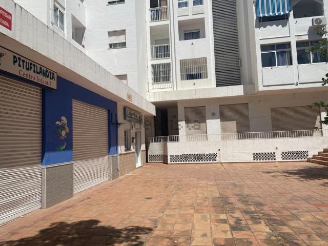 Local Comercial en venta en Estepona, Estebuna