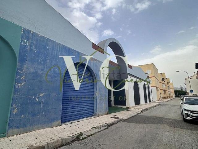 Local Comercial en alquiler en Torre del Mar, La Axarquía