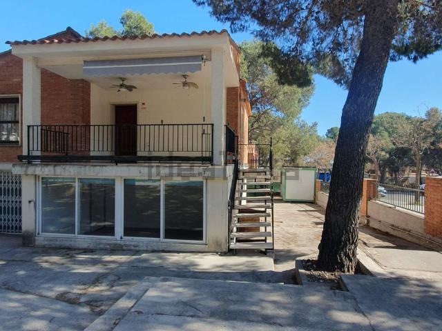 Local Comercial en alquiler en Paterna, la Canyada