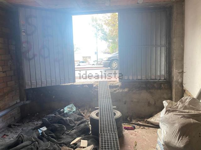 Local Comercial en venta en Peligros, Monteluz