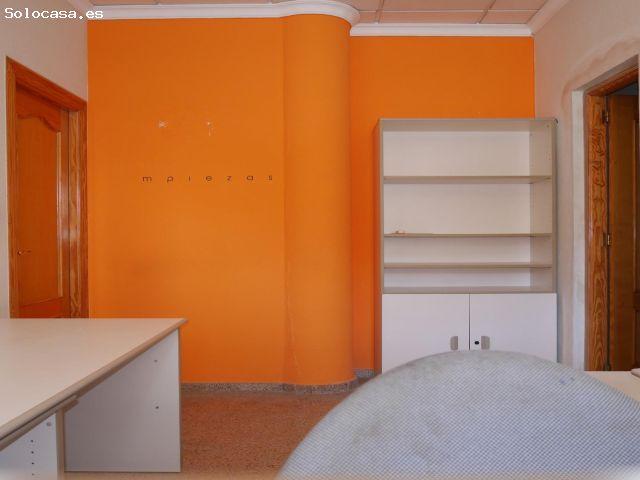 Local Comercial en alquiler en Petrer, Alacant / Alicante