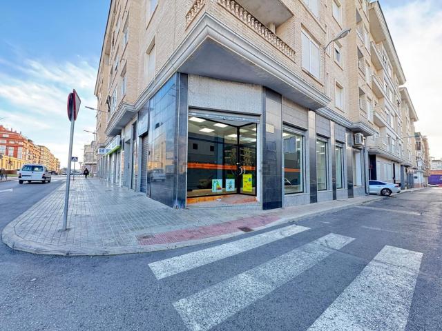 Local Comercial en venta en el Vinalopó Mitjà / El Vinalopó Medio, Valencia