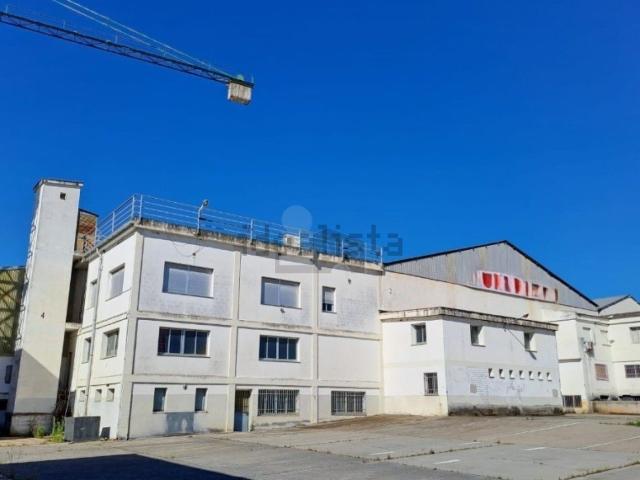 Nave en venta en Plasencia, Extremadura